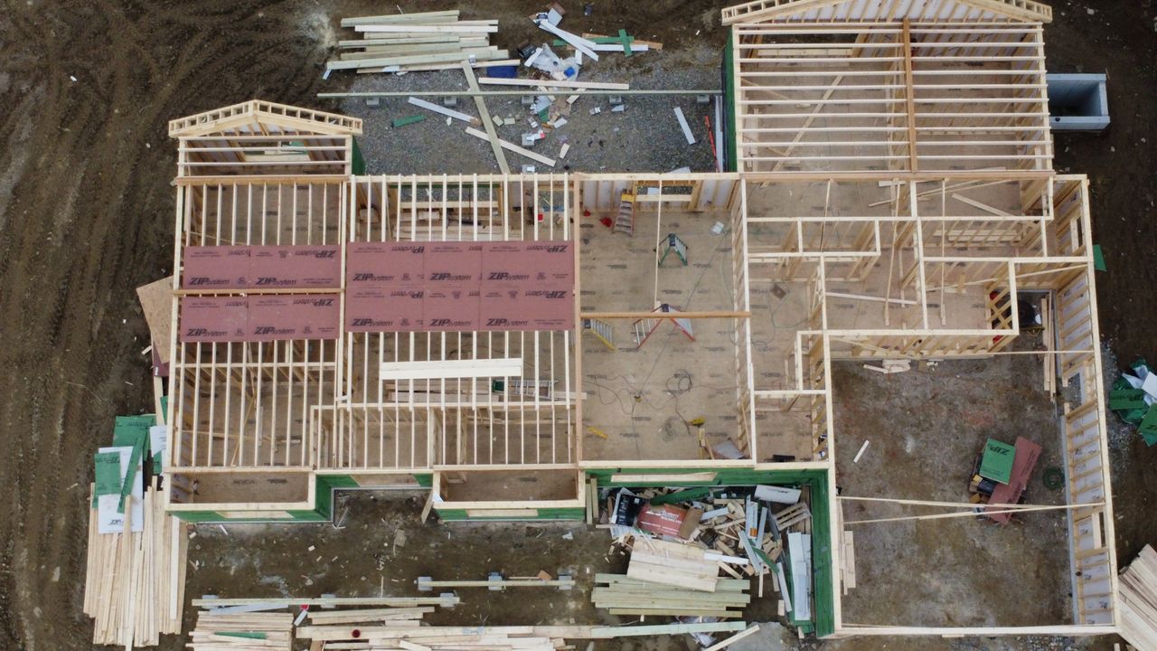 2025-04-07 Ceiling for main floor going in